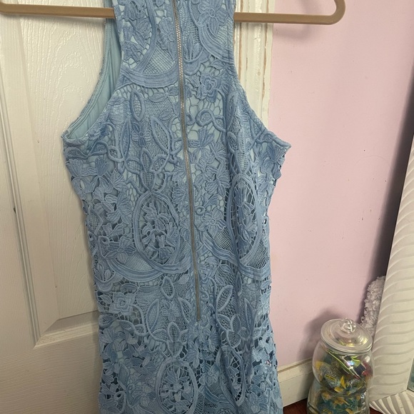 Lovers and Friends blue lace dress - Picture 5 of 6